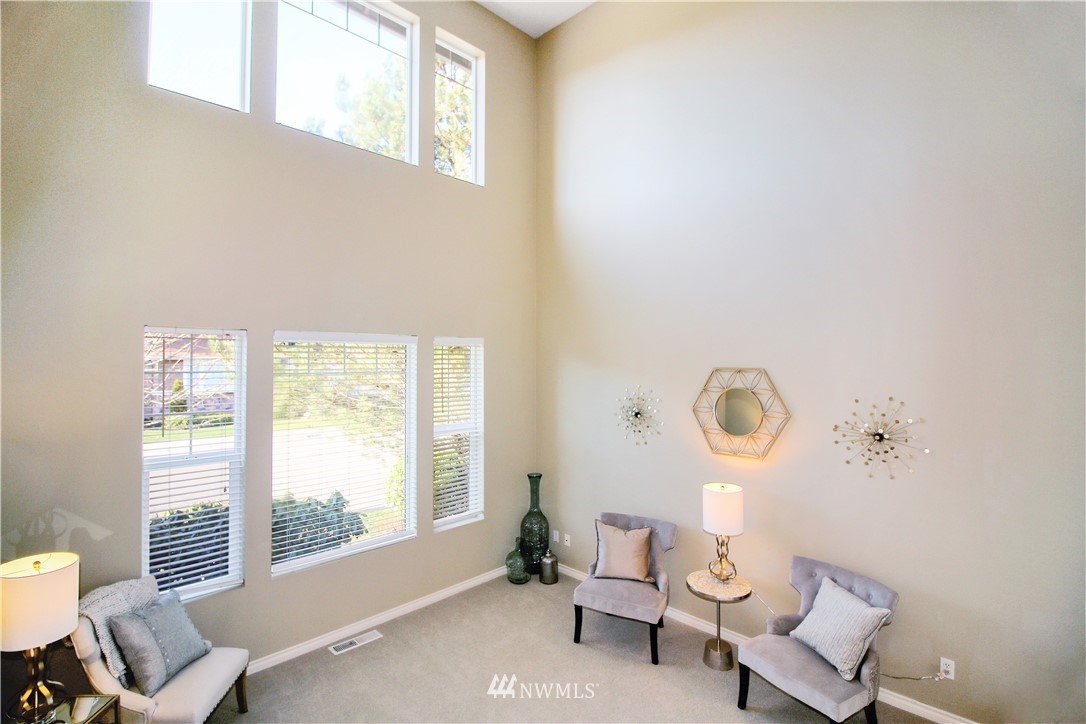 27640 Maple Ridge Way Southeast Maple Valley, WA 98038 - Photo 14 of 25