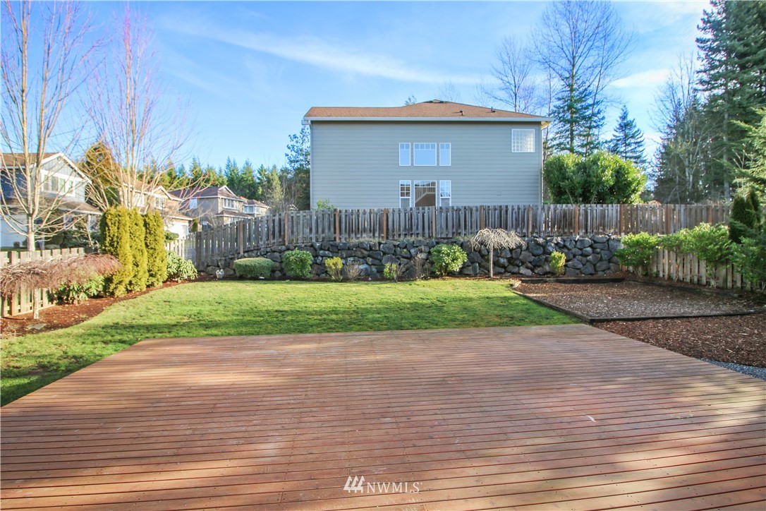 27640 Maple Ridge Way Southeast Maple Valley, WA 98038 - Photo 21 of 25