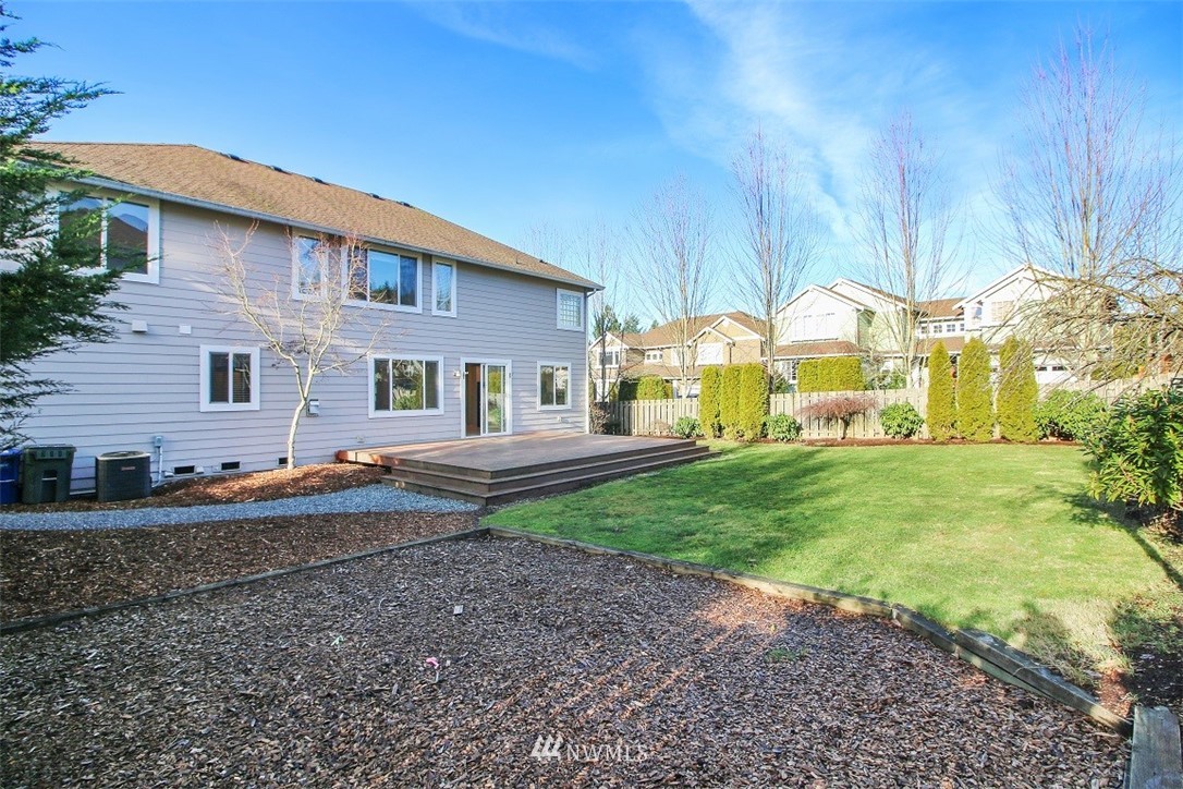 27640 Maple Ridge Way Southeast Maple Valley, WA 98038 - Photo 23 of 25