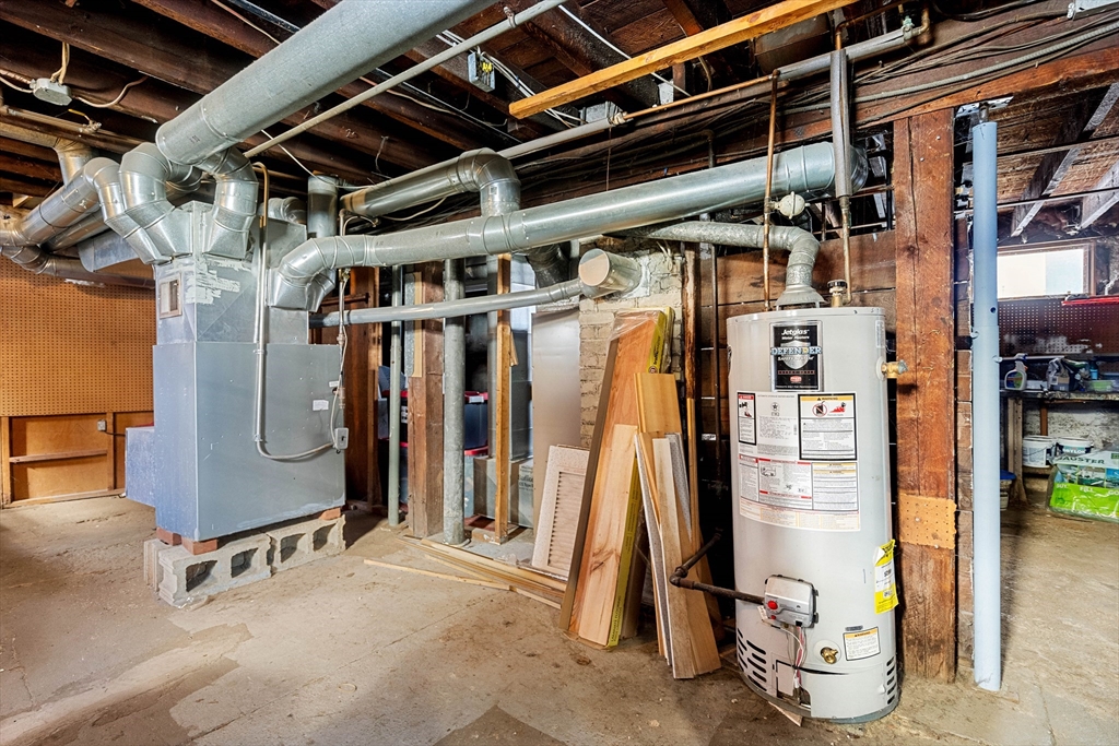 8-10 Russell Road Winchester, MA 01890 - Photo 19 of 39