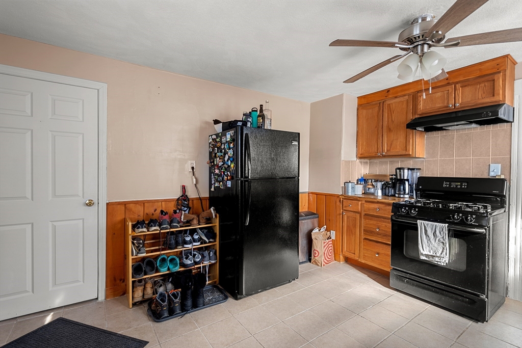 8-10 Russell Road Winchester, MA 01890 - Photo 30 of 39