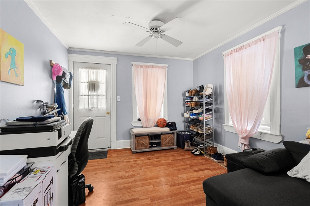 8-10 Russell Road Winchester, MA 01890 - Photo 10 of 39