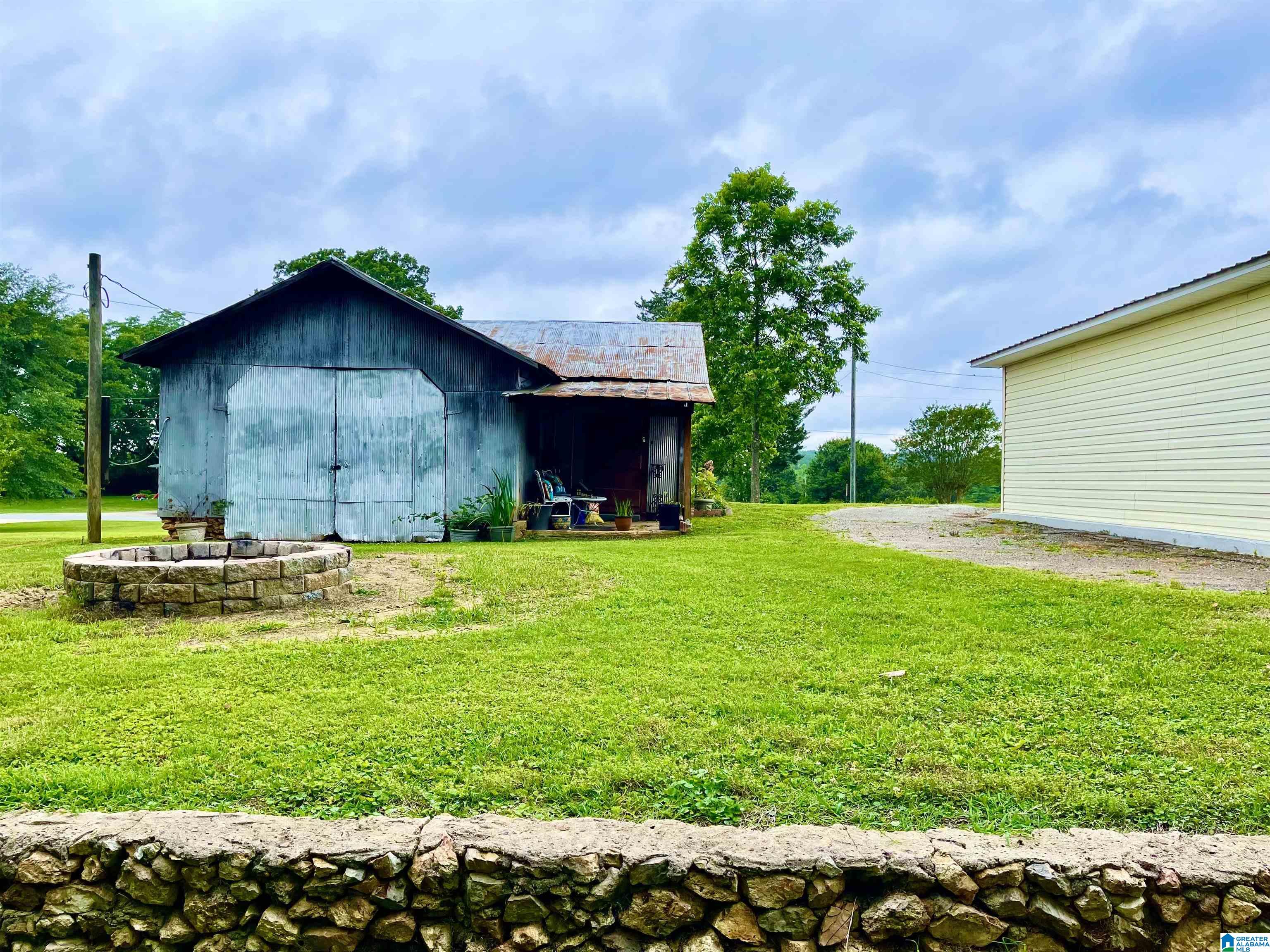 1592 Driving Range Road Cropwell, AL 35054 - Photo 4 of 25