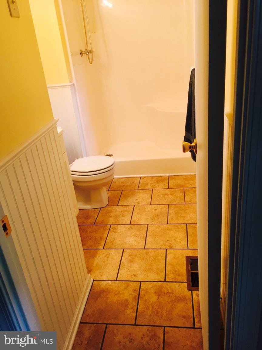 14927 Athey Road Burtonsville, MD 20866 - Photo 25 of 30 master rm's bathroom (2015 remoded )