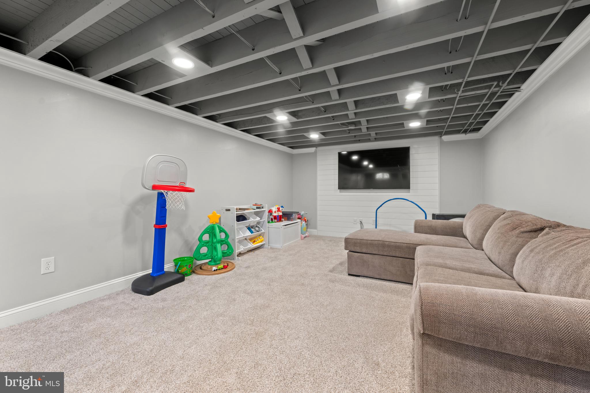 221 Hemlock Lane Springfield, PA 19064 - Photo 20 of 36