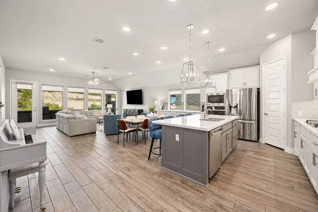 $849,000 | 17904 Dufour Drive, Austin, TX 78738