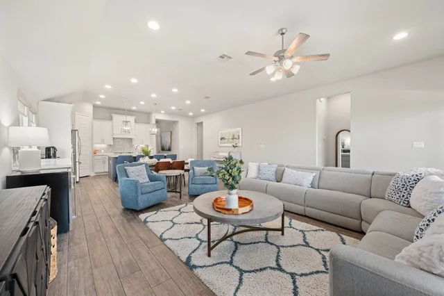 $849,000 | 17904 Dufour Drive, Austin, TX 78738