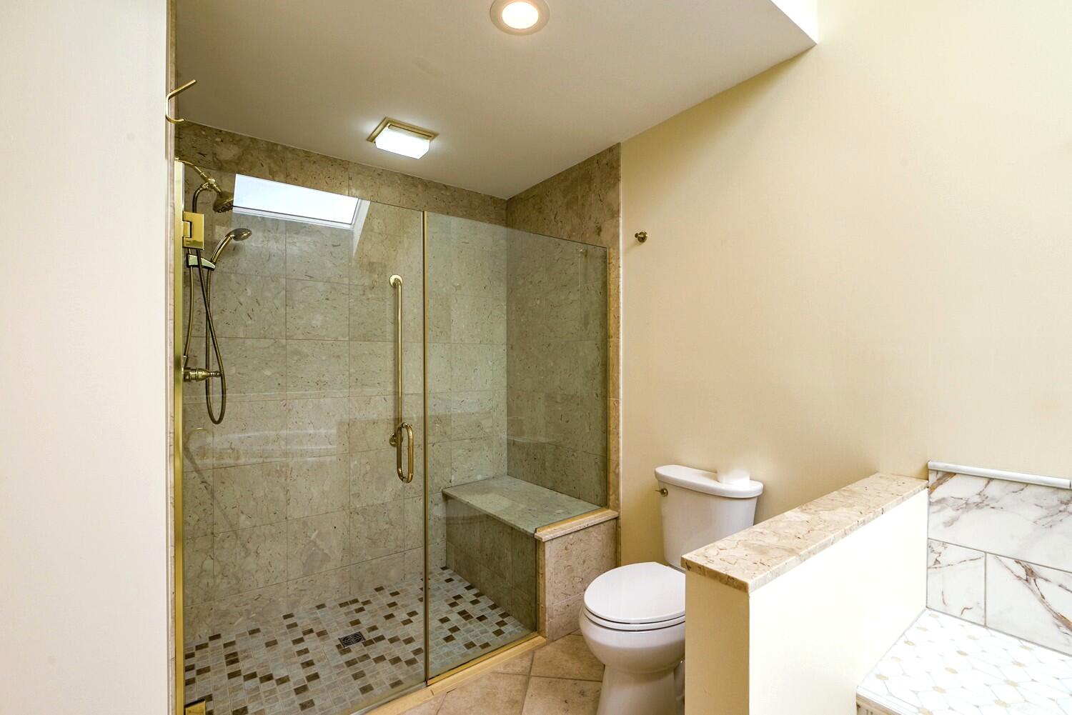 49 Jameson Point Road, Unit 22 Rockland, ME 04841 - Photo 26 of 37 49 Jameson 34