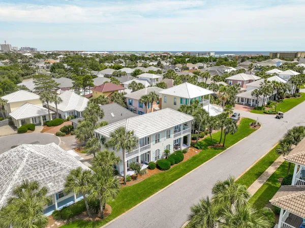 $848,900 | 34 Opal Cove, Miramar Beach, FL 32550