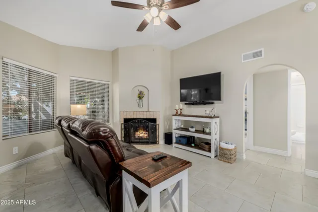 $259,000 | 1800 West Elliot Road, Unit 237, Chandler, AZ 85224