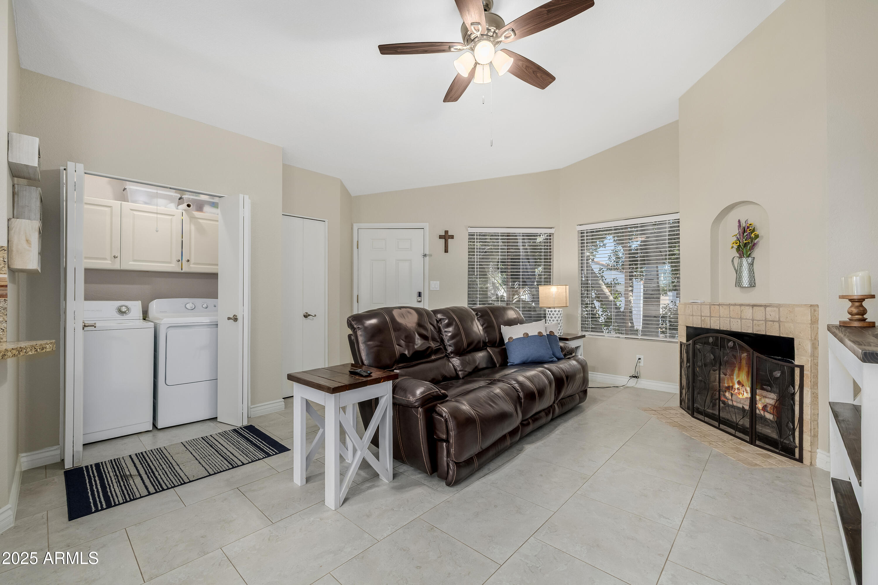 1800 West Elliot Road, Unit 237 Chandler, AZ 85224 - Photo 4 of 30 Full Size Washer & Dryer