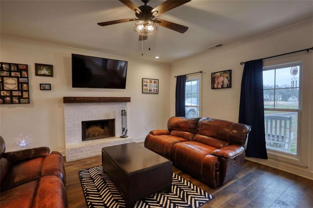 400 Pitts Chapel Road Newborn, GA 30056 - Photo 3 of 39