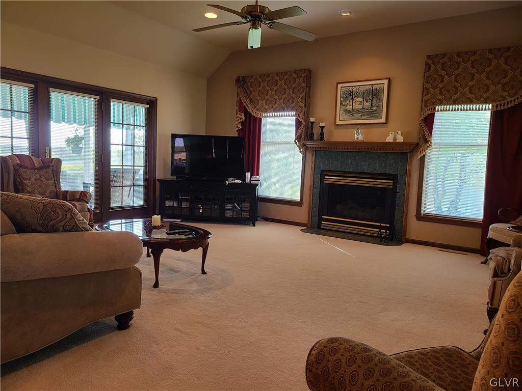 6281 Hower Road Pen Argyl, PA 18072 - Photo 13 of 47