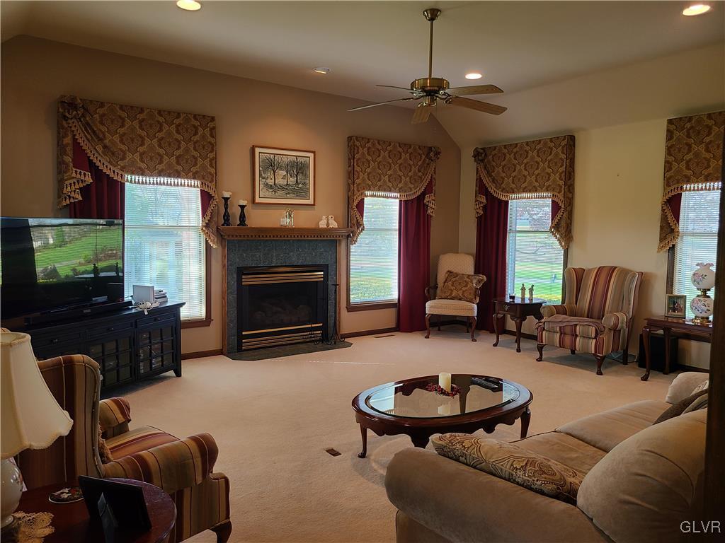 6281 Hower Road Pen Argyl, PA 18072 - Photo 14 of 47