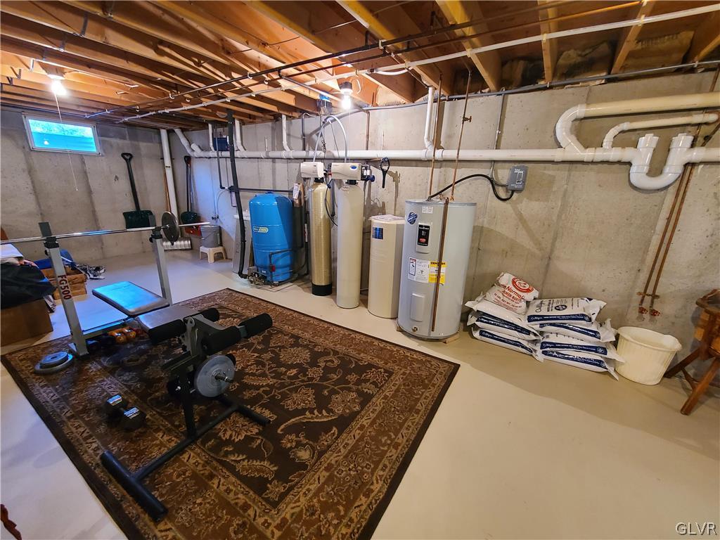 6281 Hower Road Pen Argyl, PA 18072 - Photo 35 of 47