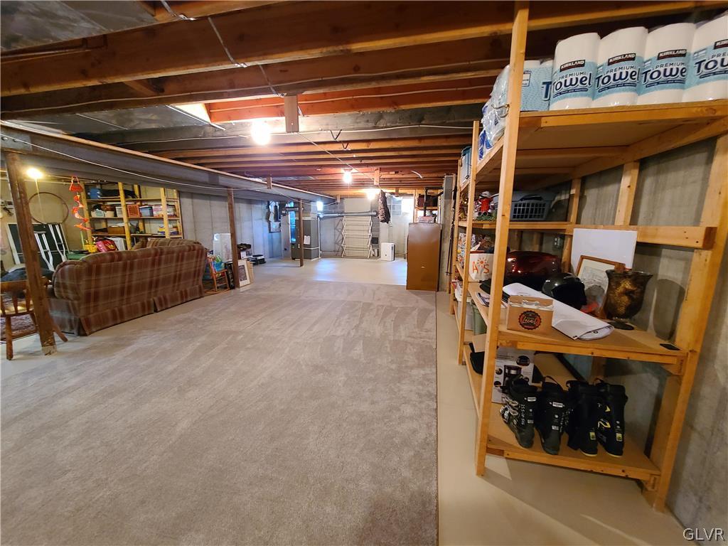 6281 Hower Road Pen Argyl, PA 18072 - Photo 37 of 47