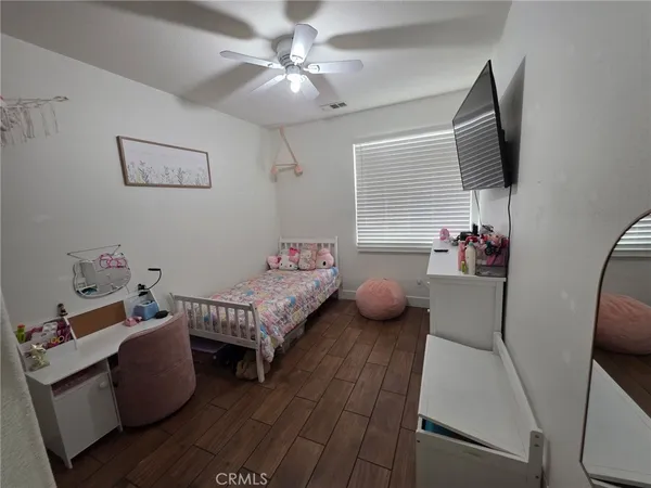 $4,000 | 15895 Green Acres Court, Victorville, CA 92394