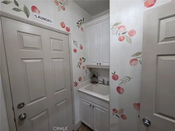 $4,000 | 15895 Green Acres Court, Victorville, CA 92394