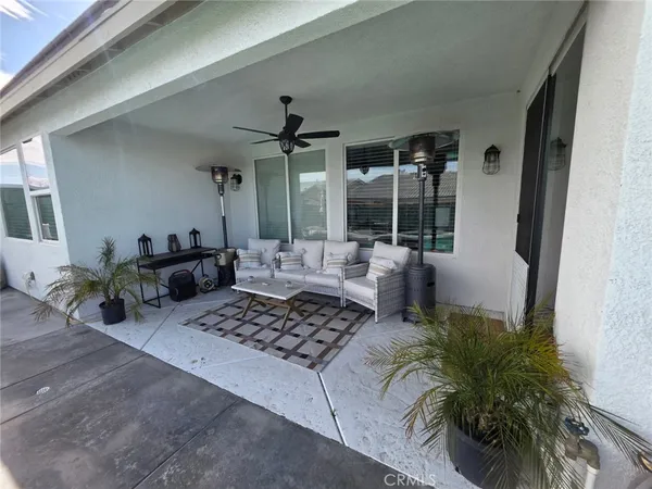 $4,000 | 15895 Green Acres Court, Victorville, CA 92394