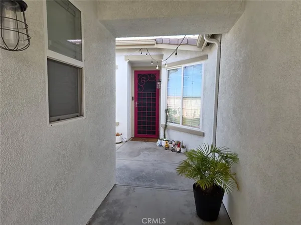 $4,000 | 15895 Green Acres Court, Victorville, CA 92394