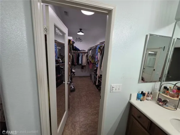 $4,000 | 15895 Green Acres Court, Victorville, CA 92394