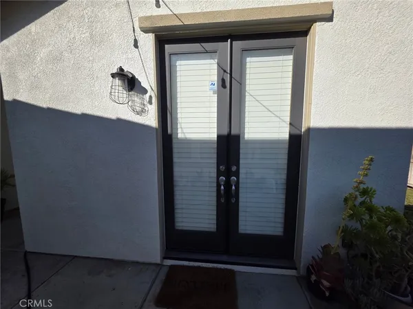 $4,000 | 15895 Green Acres Court, Victorville, CA 92394