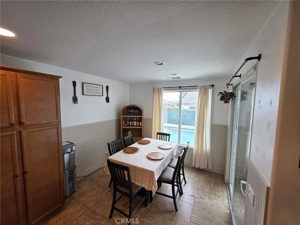 $4,000 | 15895 Green Acres Court, Victorville, CA 92394