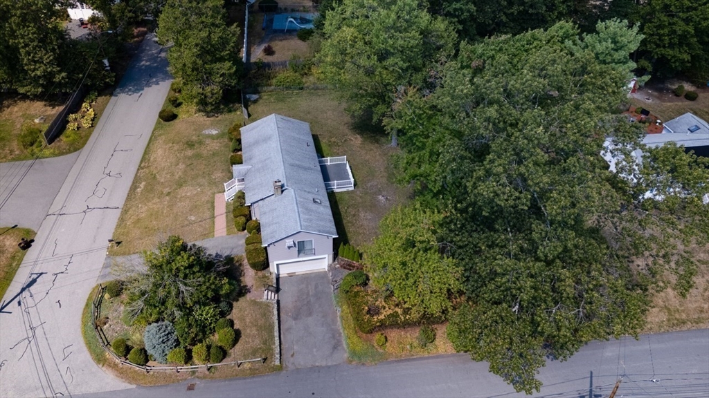 1 Dorothy Road Burlington, MA 01803 - Photo 14 of 35 Gallery Image 14