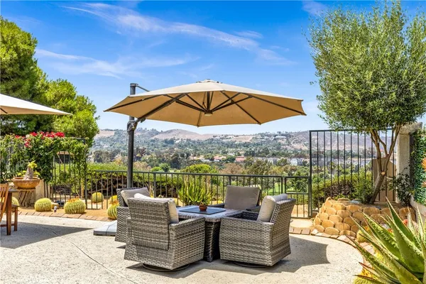$1,300,000 | 27413 Via Capri, San Juan Capistrano, CA 92675