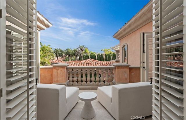 a view of hallway with washer and dryer