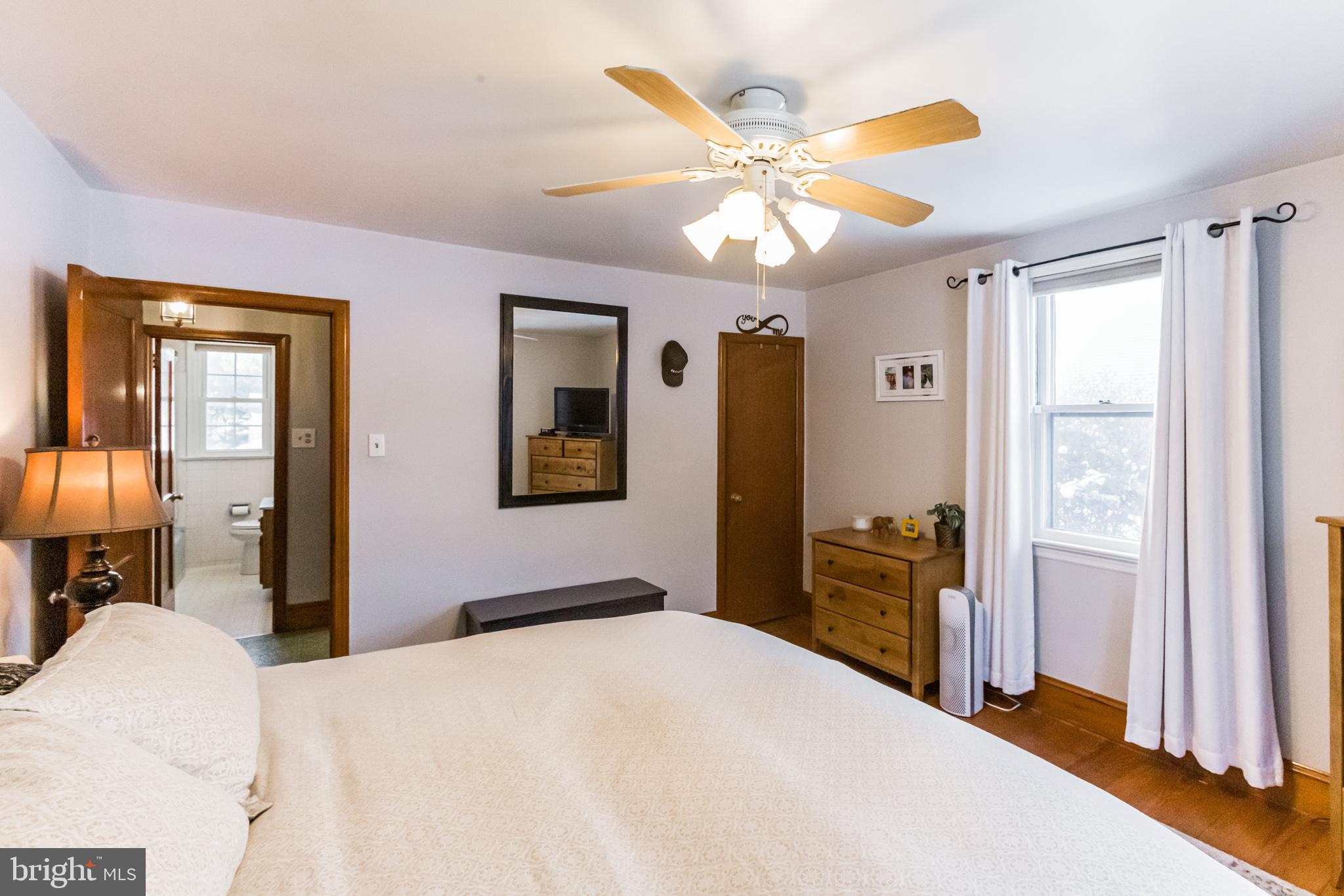1107 Grove Road West Chester, PA 19380 - Photo 9 of 32 Gallery Image 9