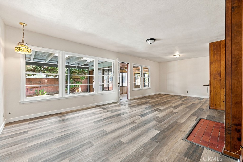 5265 Aldrich Road South Gate, CA 90280 - Photo 5 of 28 Gallery Image 5