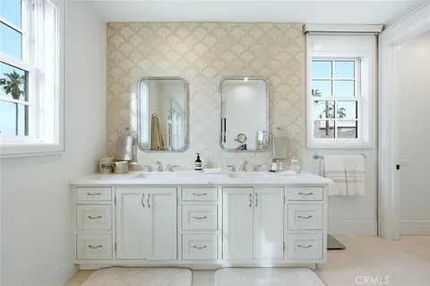 $3,945,000 | 55 59th Place, Long Beach, CA 90803
