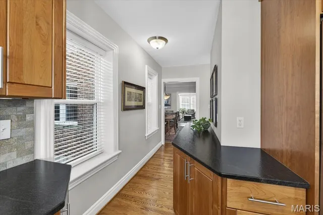 $450,000 | 6221 Northwood Avenue, Unit 2W, St. Louis, MO 63105