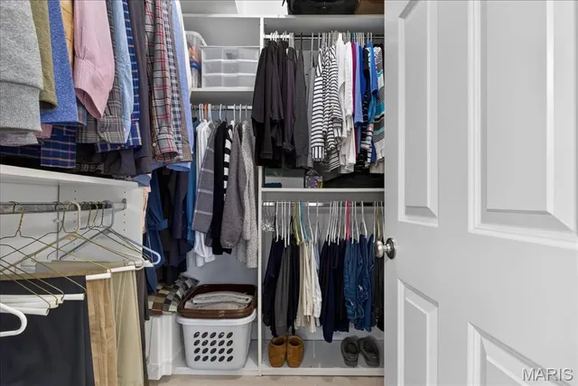 $450,000 | 6221 Northwood Avenue, Unit 2W, St. Louis, MO 63105