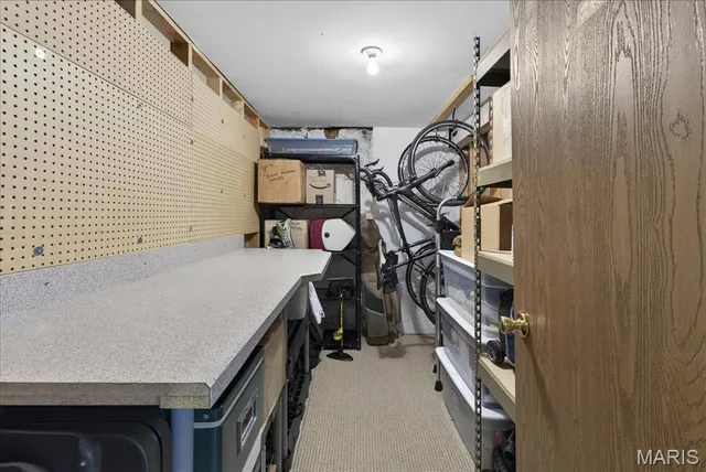 $450,000 | 6221 Northwood Avenue, Unit 2W, St. Louis, MO 63105