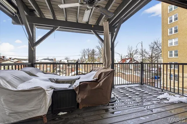 $450,000 | 6221 Northwood Avenue, Unit 2W, St. Louis, MO 63105