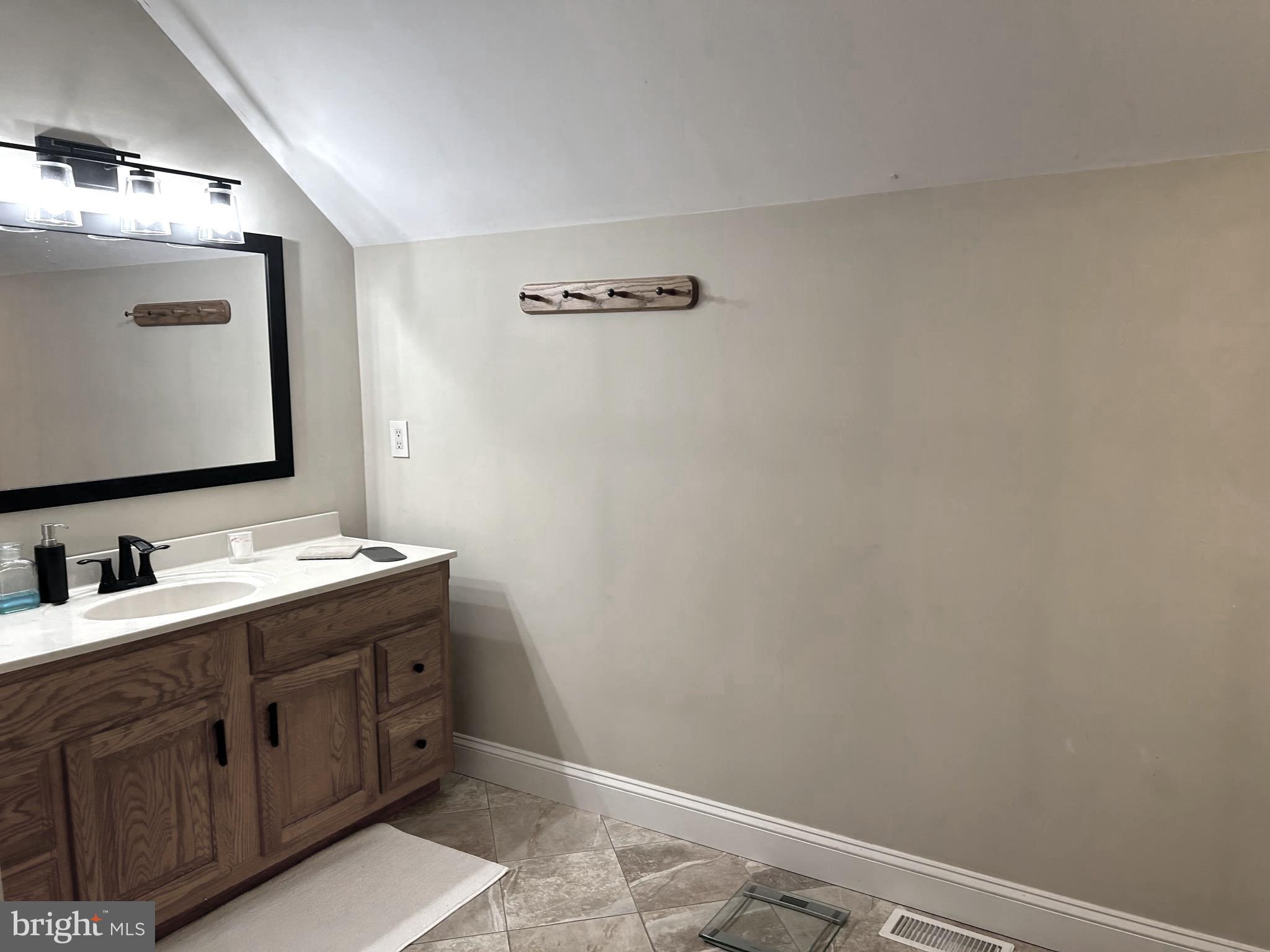 160 East Wolfert Station Road Mickleton, NJ 08056 - Photo 19 of 30 Hall Bath