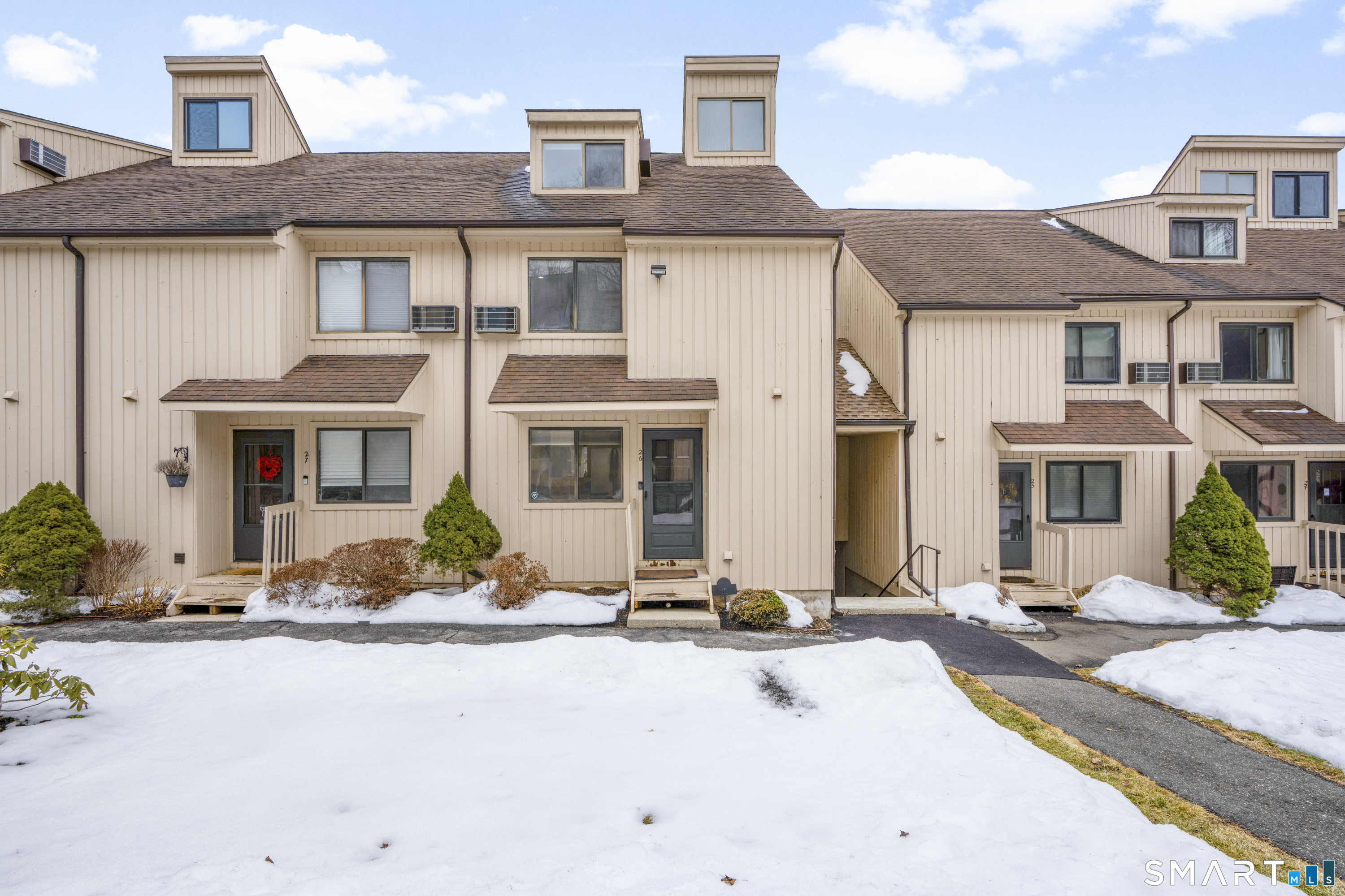 19 Woodway Road, Unit 26 Stamford, CT 06907 - Photo 2 of 23