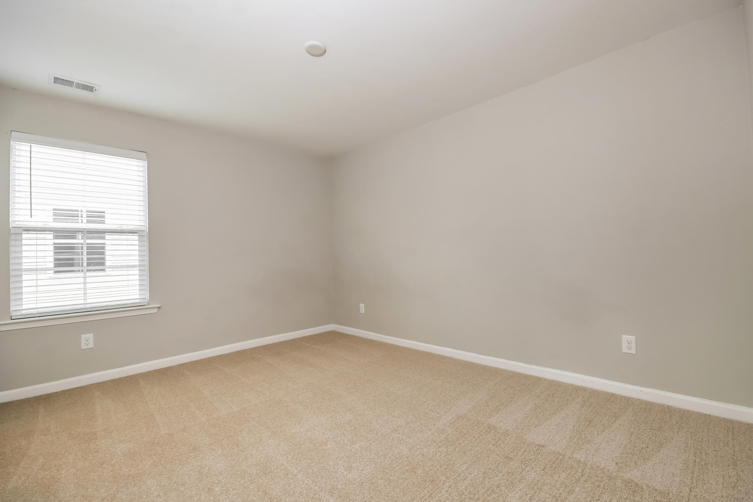 479 Spectrum Road Summerville, SC 29486 - Photo 7 of 17 11-photo-Main-Bedroom-7ee602ec-fcd2-4ac1