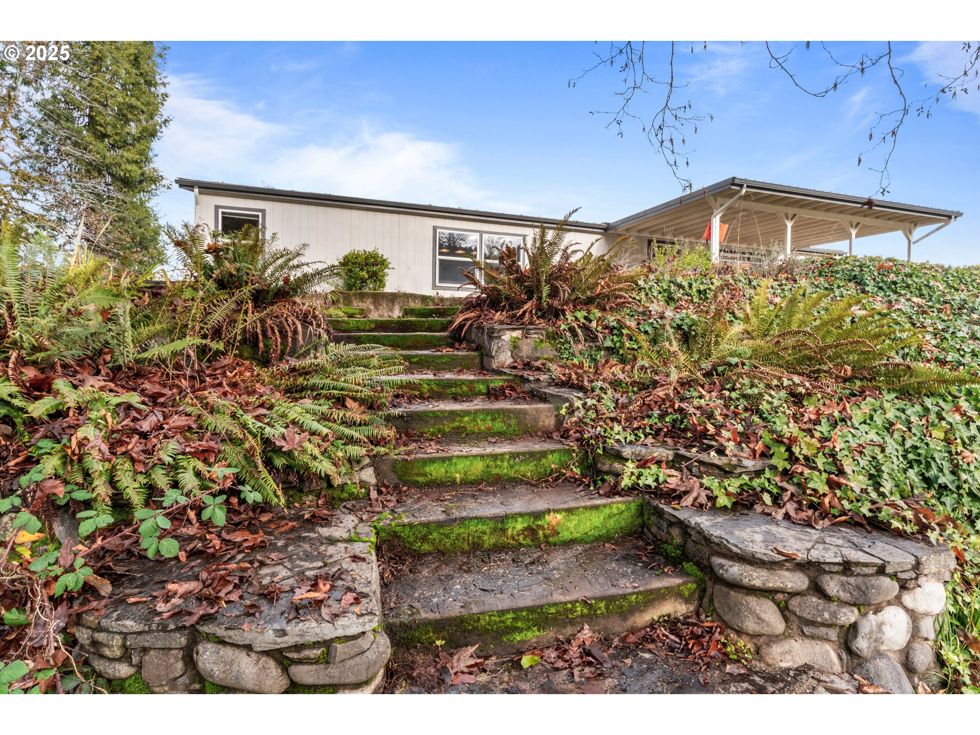 47520 Perkins Street Oakridge, OR 97463 - Photo 44 of 44 a view of outdoor space