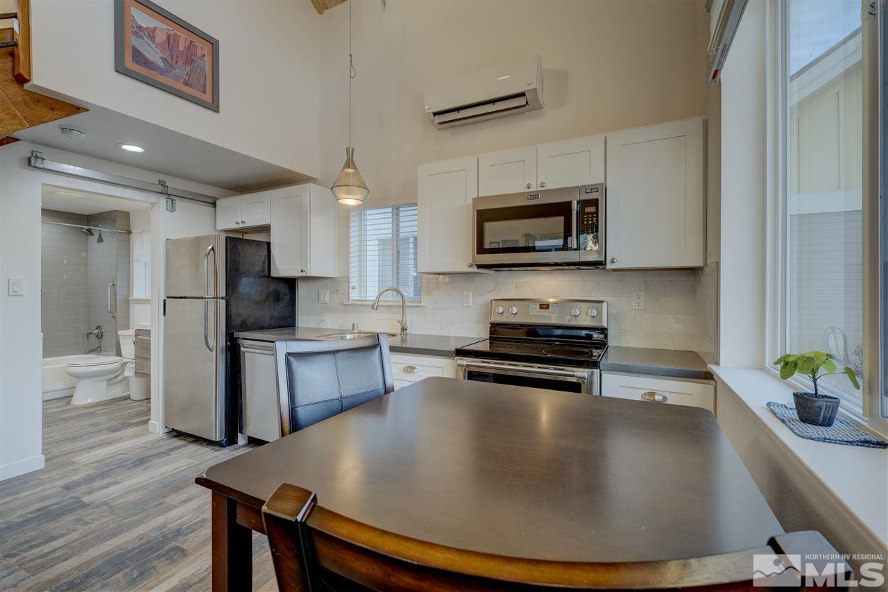 855 Ryland Street Reno, NV 89502 - Photo 8 of 31 Photo 8