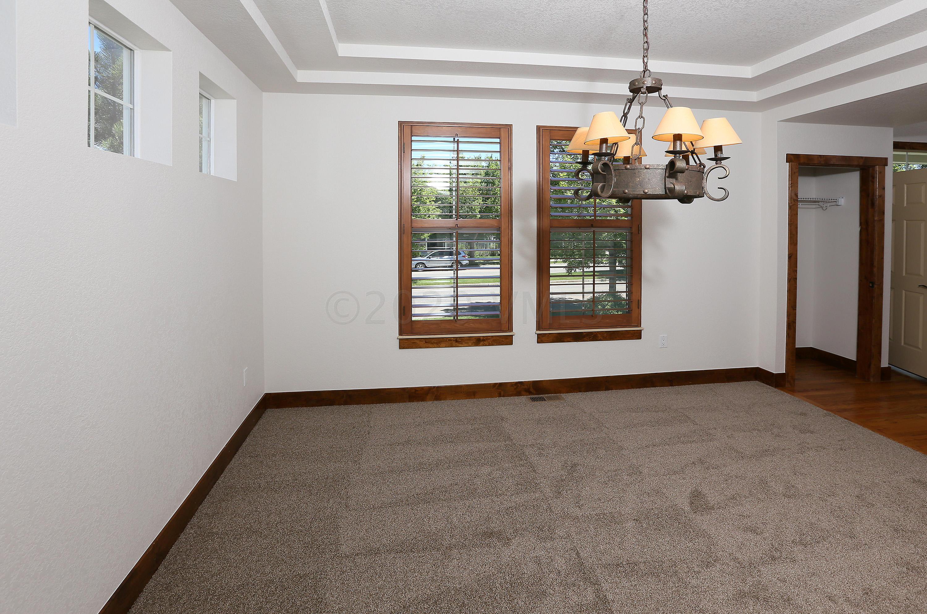 928 Sylvan Lake Road Eagle, CO 81631 - Photo 5 of 27 928_sylvan_lake_dining
