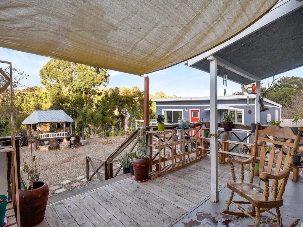 12487 Campo Road Spring Valley, CA 91978 - Photo 4 of 6 Gallery Image 4