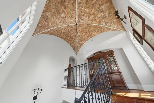 $1,650,000 | 2370 Bolsover Street, Houston, TX 77005