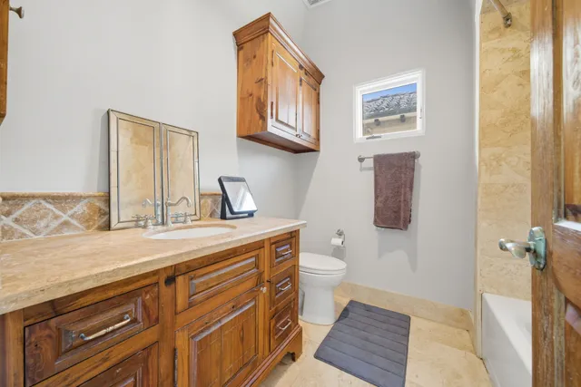 $1,650,000 | 2370 Bolsover Street, Houston, TX 77005