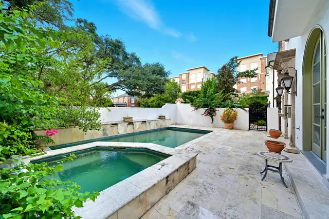 $1,650,000 | 2370 Bolsover Street, Houston, TX 77005