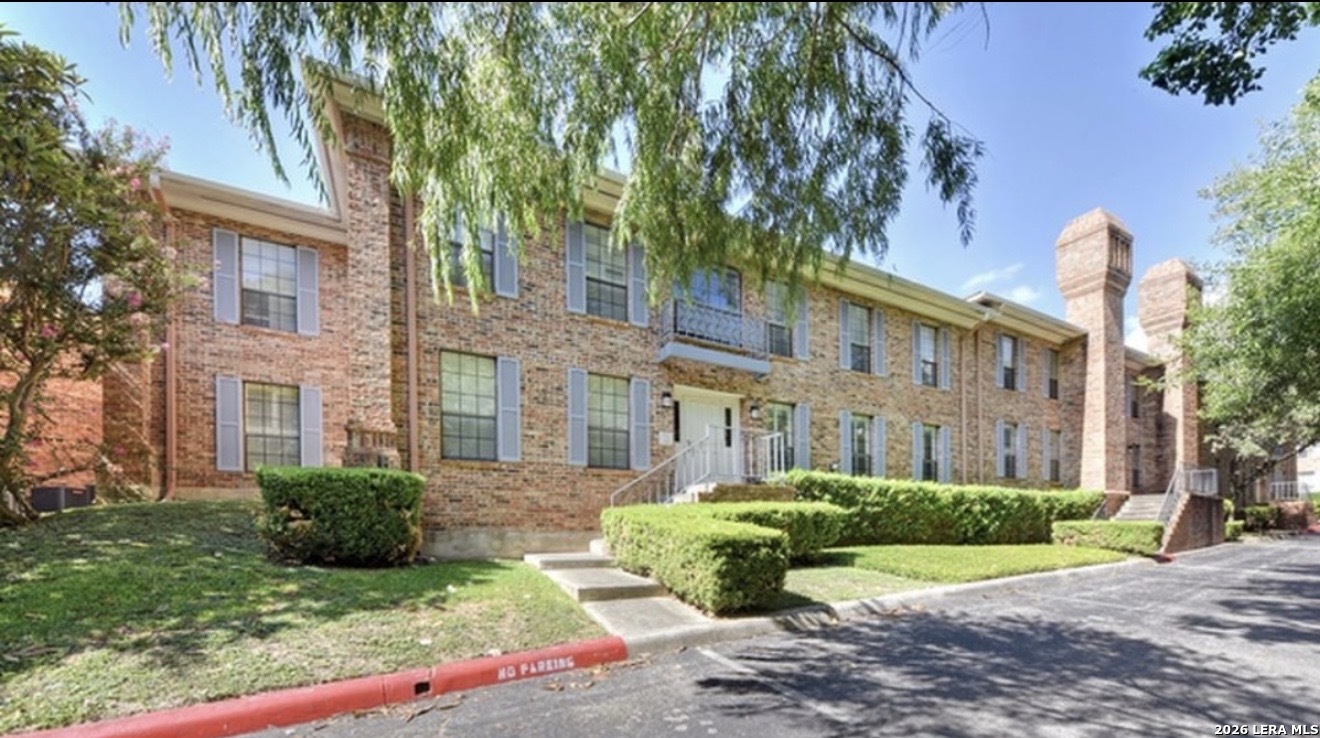 5359 Fredericksburg Road, Unit 302 San Antonio, TX 78229 - Photo 1 of 16