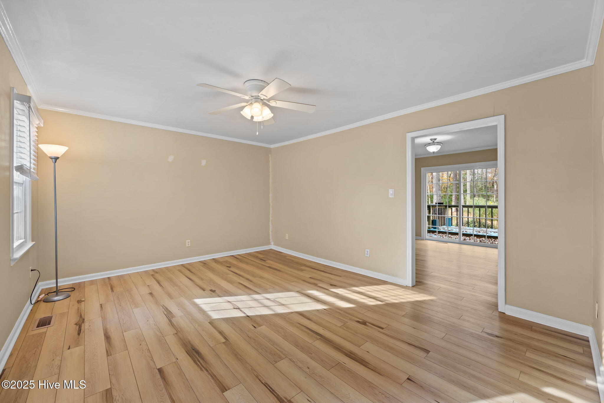 105 Ridgewood Trail New Bern, NC 28560 - Photo 8 of 36 21-web-or-mls-DSC_1020