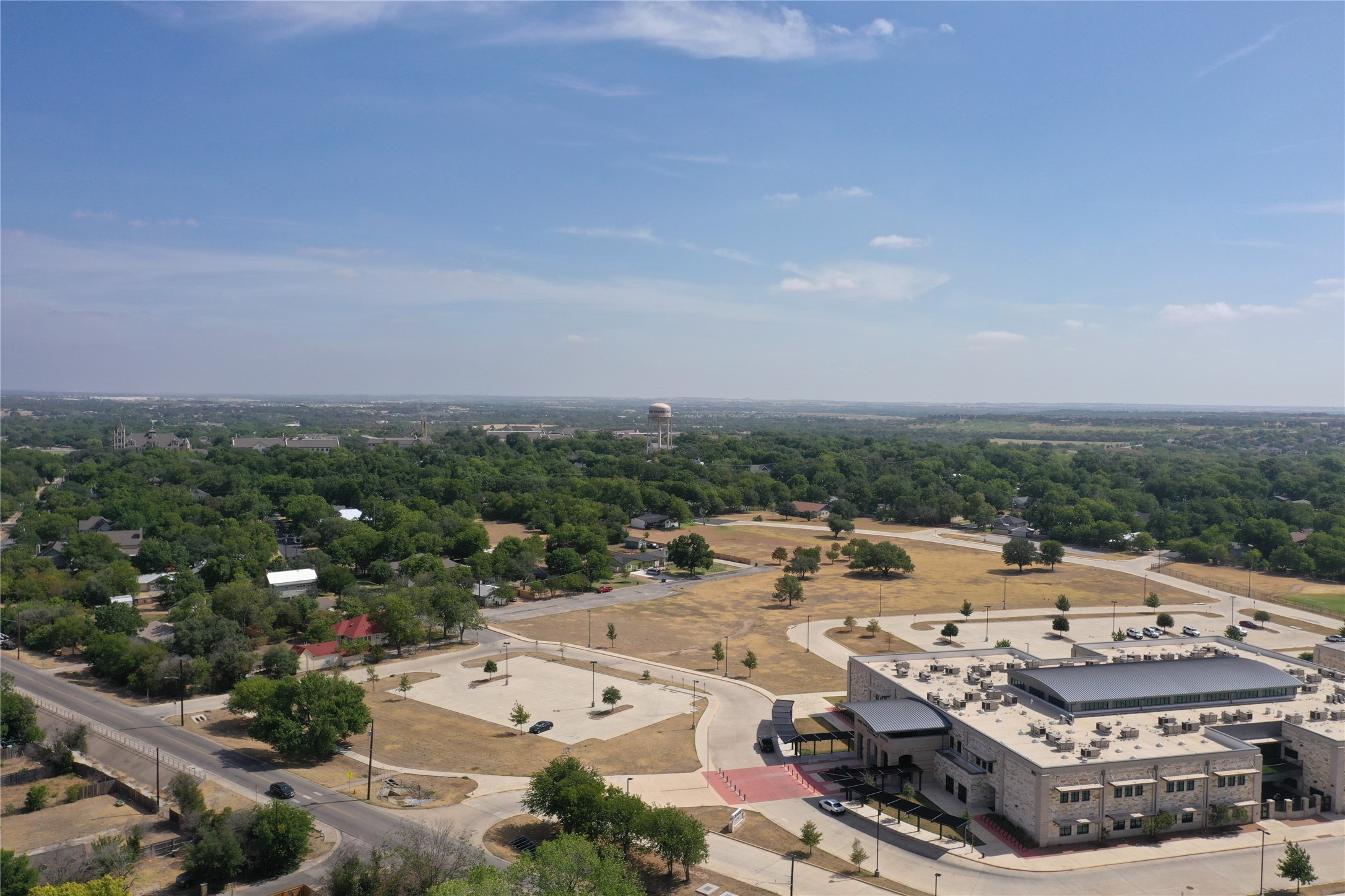 910 East 20th Street Georgetown, TX 78626 - Photo 7 of 19